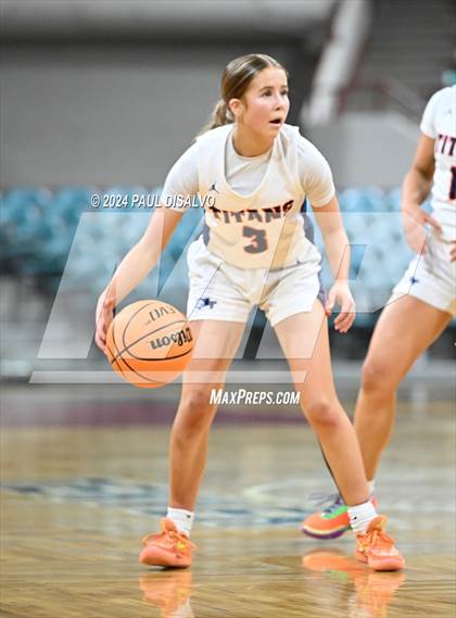 Thumbnail 3 in Legend vs. Regis Jesuit (CHSAA 6A Final Four) photogallery.