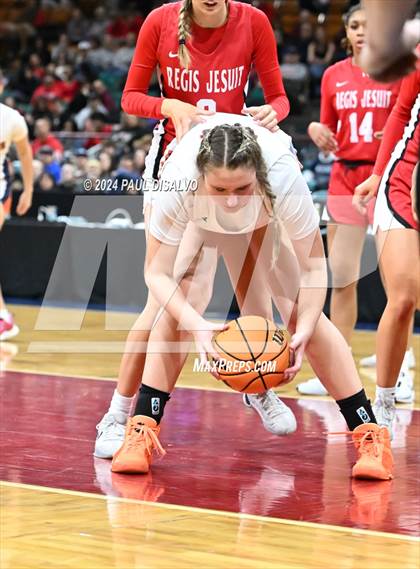 Thumbnail 2 in Legend vs. Regis Jesuit (CHSAA 6A Final Four) photogallery.