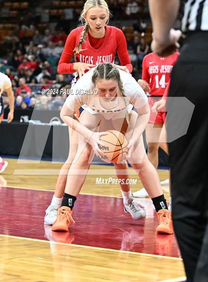 Thumbnail 3 in Legend vs. Regis Jesuit (CHSAA 6A Final Four) photogallery.
