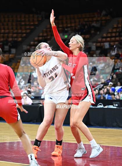 Thumbnail 3 in Legend vs. Regis Jesuit (CHSAA 6A Final Four) photogallery.