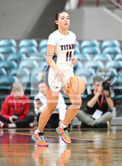 Thumbnail 2 in Legend vs. Regis Jesuit (CHSAA 6A Final Four) photogallery.