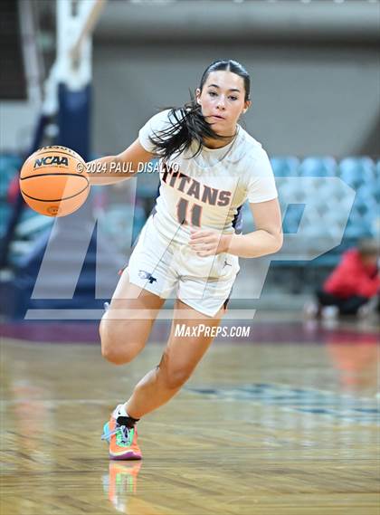 Thumbnail 3 in Legend vs. Regis Jesuit (CHSAA 6A Final Four) photogallery.