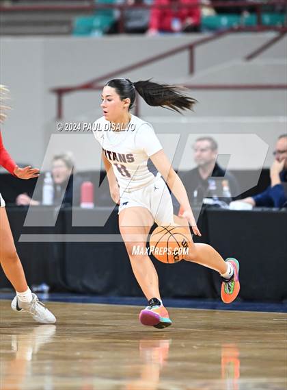Thumbnail 3 in Legend vs. Regis Jesuit (CHSAA 6A Final Four) photogallery.