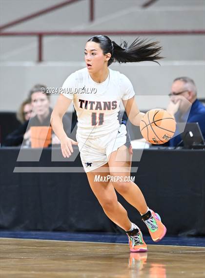 Thumbnail 1 in Legend vs. Regis Jesuit (CHSAA 6A Final Four) photogallery.