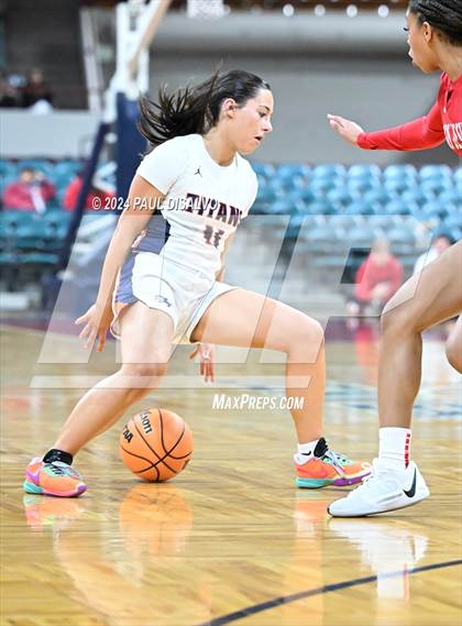 Thumbnail 3 in Legend vs. Regis Jesuit (CHSAA 6A Final Four) photogallery.
