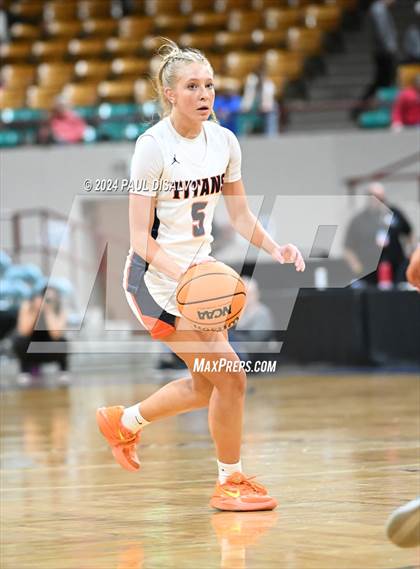 Thumbnail 2 in Legend vs. Regis Jesuit (CHSAA 6A Final Four) photogallery.