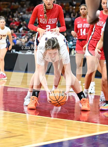 Thumbnail 1 in Legend vs. Regis Jesuit (CHSAA 6A Final Four) photogallery.
