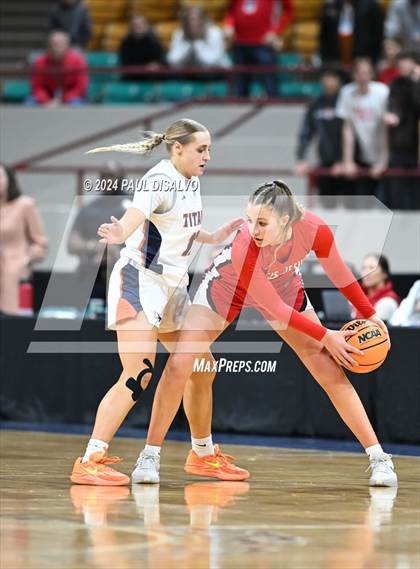 Thumbnail 3 in Legend vs. Regis Jesuit (CHSAA 6A Final Four) photogallery.