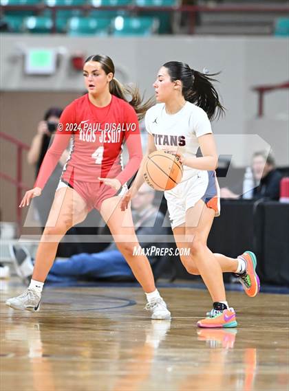 Thumbnail 3 in Legend vs. Regis Jesuit (CHSAA 6A Final Four) photogallery.