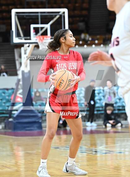 Thumbnail 1 in Legend vs. Regis Jesuit (CHSAA 6A Final Four) photogallery.