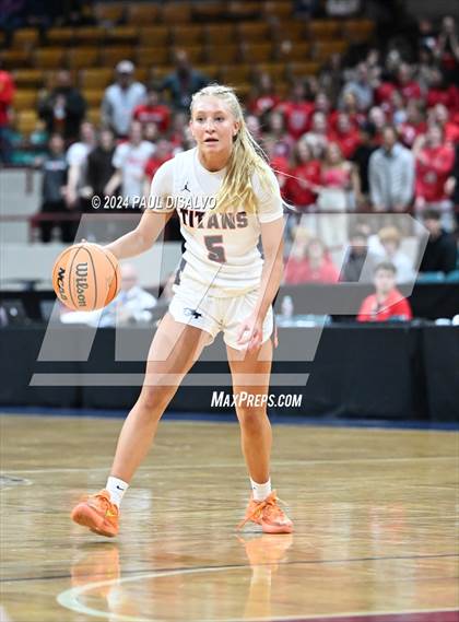 Thumbnail 3 in Legend vs. Regis Jesuit (CHSAA 6A Final Four) photogallery.