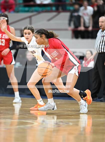 Thumbnail 1 in Legend vs. Regis Jesuit (CHSAA 6A Final Four) photogallery.