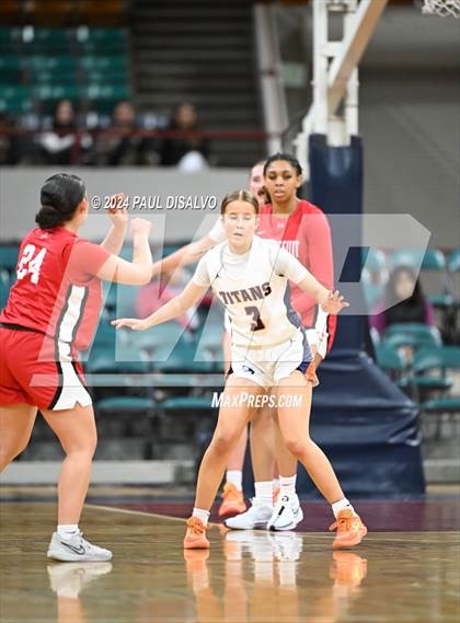 Thumbnail 1 in Legend vs. Regis Jesuit (CHSAA 6A Final Four) photogallery.