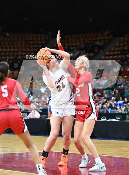 Thumbnail 1 in Legend vs. Regis Jesuit (CHSAA 6A Final Four) photogallery.