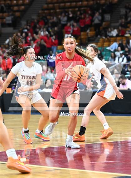 Thumbnail 2 in Legend vs. Regis Jesuit (CHSAA 6A Final Four) photogallery.