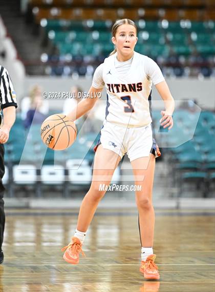 Thumbnail 3 in Legend vs. Regis Jesuit (CHSAA 6A Final Four) photogallery.