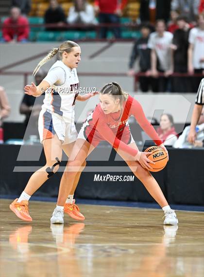 Thumbnail 1 in Legend vs. Regis Jesuit (CHSAA 6A Final Four) photogallery.