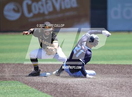 Thumbnail 3 in Salem Hills vs. Wasatch (UHSAA 5A Bracket Play) photogallery.