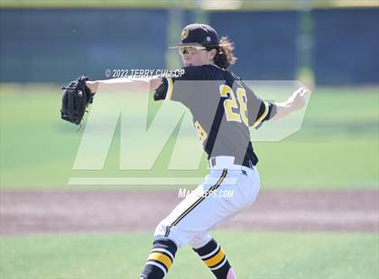 Thumbnail 2 in Salem Hills vs. Wasatch (UHSAA 5A Bracket Play) photogallery.