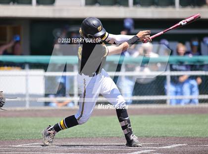 Thumbnail 2 in Salem Hills vs. Wasatch (UHSAA 5A Bracket Play) photogallery.