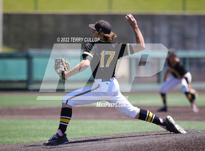 Thumbnail 2 in Salem Hills vs. Wasatch (UHSAA 5A Bracket Play) photogallery.
