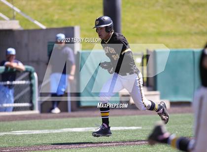 Thumbnail 1 in Salem Hills vs. Wasatch (UHSAA 5A Bracket Play) photogallery.
