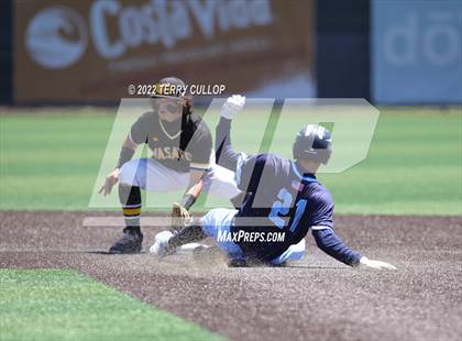 Thumbnail 1 in Salem Hills vs. Wasatch (UHSAA 5A Bracket Play) photogallery.