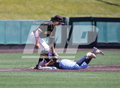 Thumbnail 2 in Salem Hills vs. Wasatch (UHSAA 5A Bracket Play) photogallery.