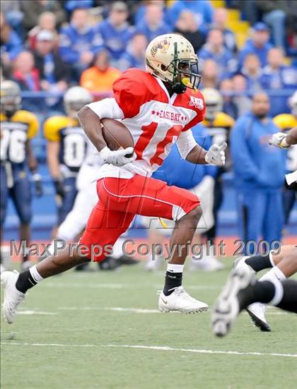 Thumbnail 2 in Sacramento vs East Bay (Sacramento Holiday Classic) photogallery.