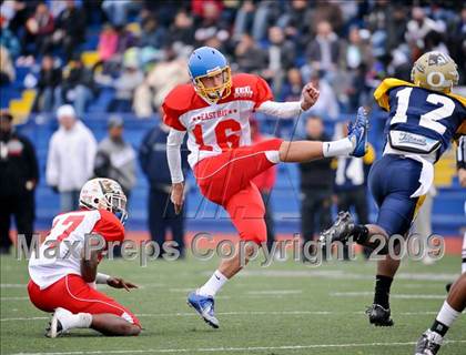 Thumbnail 2 in Sacramento vs East Bay (Sacramento Holiday Classic) photogallery.