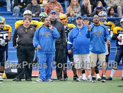 Thumbnail 2 in Sacramento vs East Bay (Sacramento Holiday Classic) photogallery.