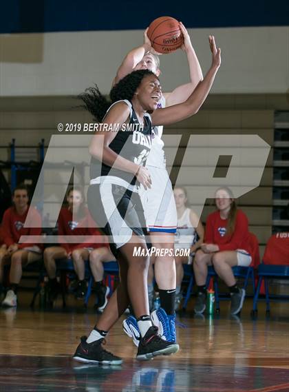 Thumbnail 1 in Cardinal O'Hara @ Williamsville South photogallery.