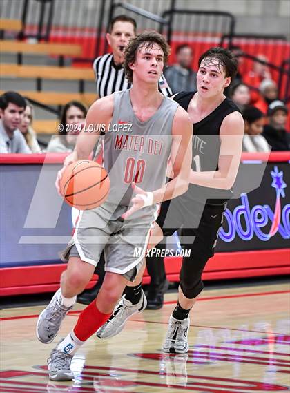 Thumbnail 1 in Servite @ Mater Dei (Nike Extravaganza) photogallery.