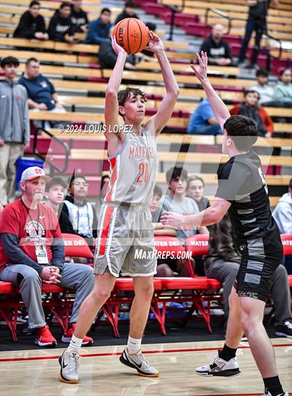 Thumbnail 2 in Servite @ Mater Dei (Nike Extravaganza) photogallery.