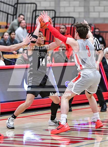 Thumbnail 2 in Servite @ Mater Dei (Nike Extravaganza) photogallery.