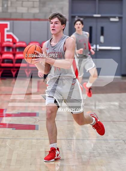 Thumbnail 1 in Servite @ Mater Dei (Nike Extravaganza) photogallery.