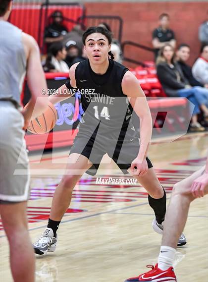 Thumbnail 1 in Servite @ Mater Dei (Nike Extravaganza) photogallery.