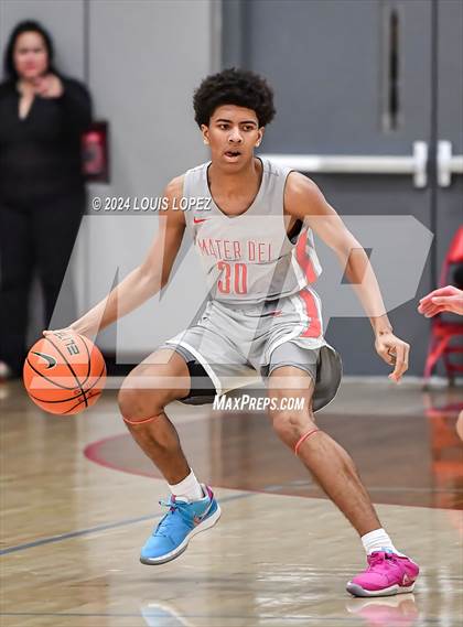 Thumbnail 1 in Servite @ Mater Dei (Nike Extravaganza) photogallery.