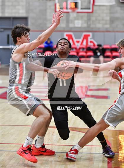Thumbnail 1 in Servite @ Mater Dei (Nike Extravaganza) photogallery.