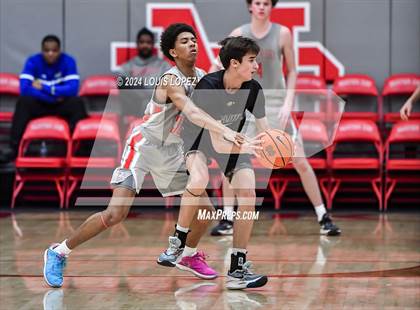 Thumbnail 3 in Servite @ Mater Dei (Nike Extravaganza) photogallery.