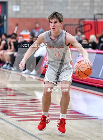 Thumbnail 2 in Servite @ Mater Dei (Nike Extravaganza) photogallery.