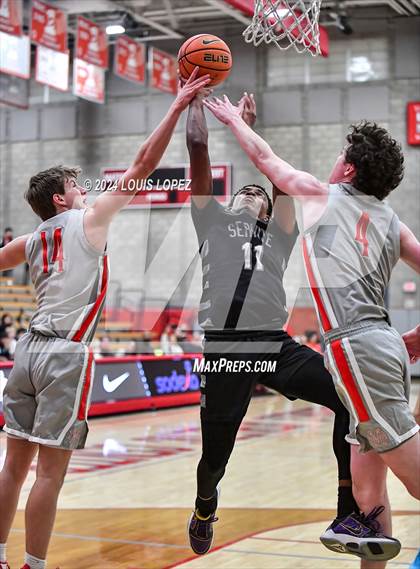 Thumbnail 2 in Servite @ Mater Dei (Nike Extravaganza) photogallery.