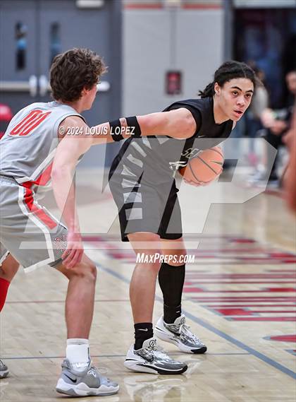 Thumbnail 2 in Servite @ Mater Dei (Nike Extravaganza) photogallery.