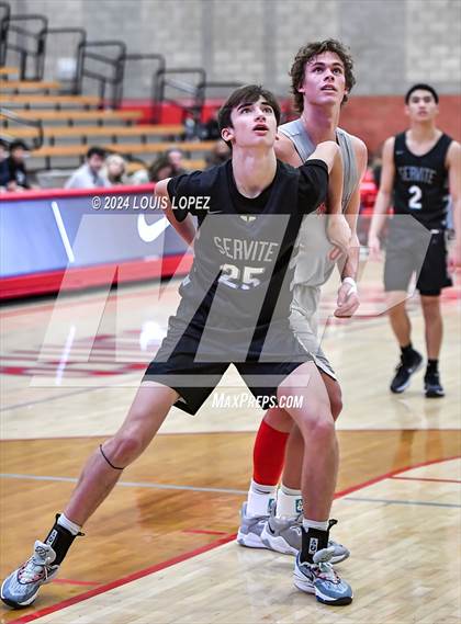 Thumbnail 1 in Servite @ Mater Dei (Nike Extravaganza) photogallery.