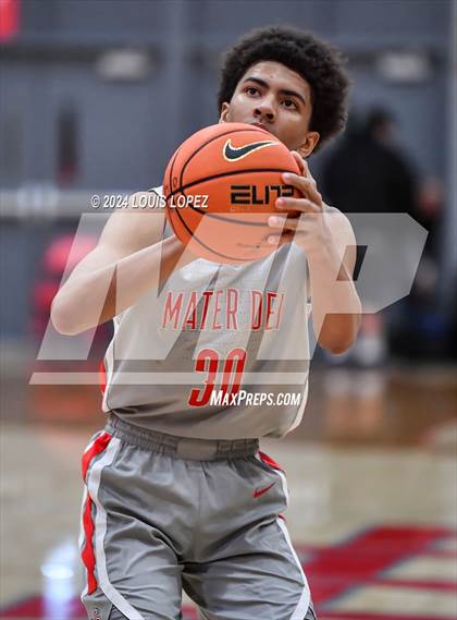 Thumbnail 2 in Servite @ Mater Dei (Nike Extravaganza) photogallery.