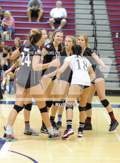 Thumbnail 2 in Dana Hills vs. San Clemente (OC Varsity Classic) photogallery.