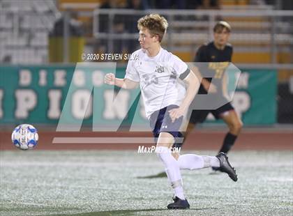 Thumbnail 3 in Del Norte vs. Torrey Pines (CIF SDS Open Division Final) photogallery.
