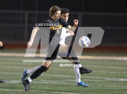 Thumbnail 2 in Del Norte vs. Torrey Pines (CIF SDS Open Division Final) photogallery.