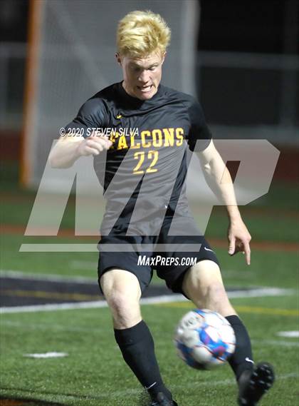 Thumbnail 2 in Del Norte vs. Torrey Pines (CIF SDS Open Division Final) photogallery.