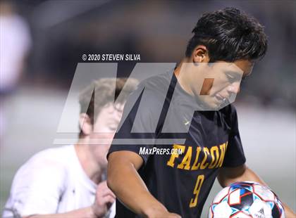 Thumbnail 3 in Del Norte vs. Torrey Pines (CIF SDS Open Division Final) photogallery.